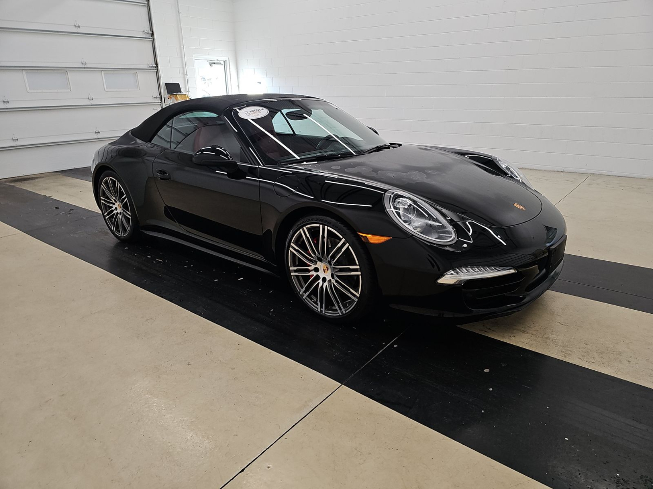 Porsche 911 2dr Cabriolet Carrera 4S 2015 Porsche 911 2dr Cabriolet Carrera 4S 2015