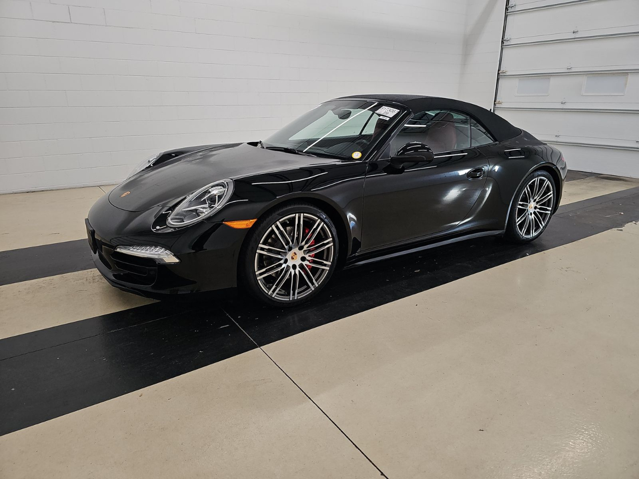 Porsche 911 2dr Cabriolet Carrera 4S 2015 Porsche 911 2dr Cabriolet Carrera 4S 2015