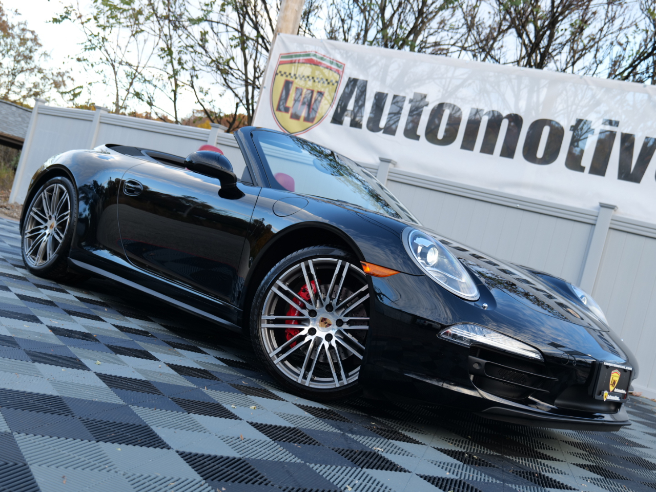 2015 Porsche 911 2dr Cabriolet Carrera 4S