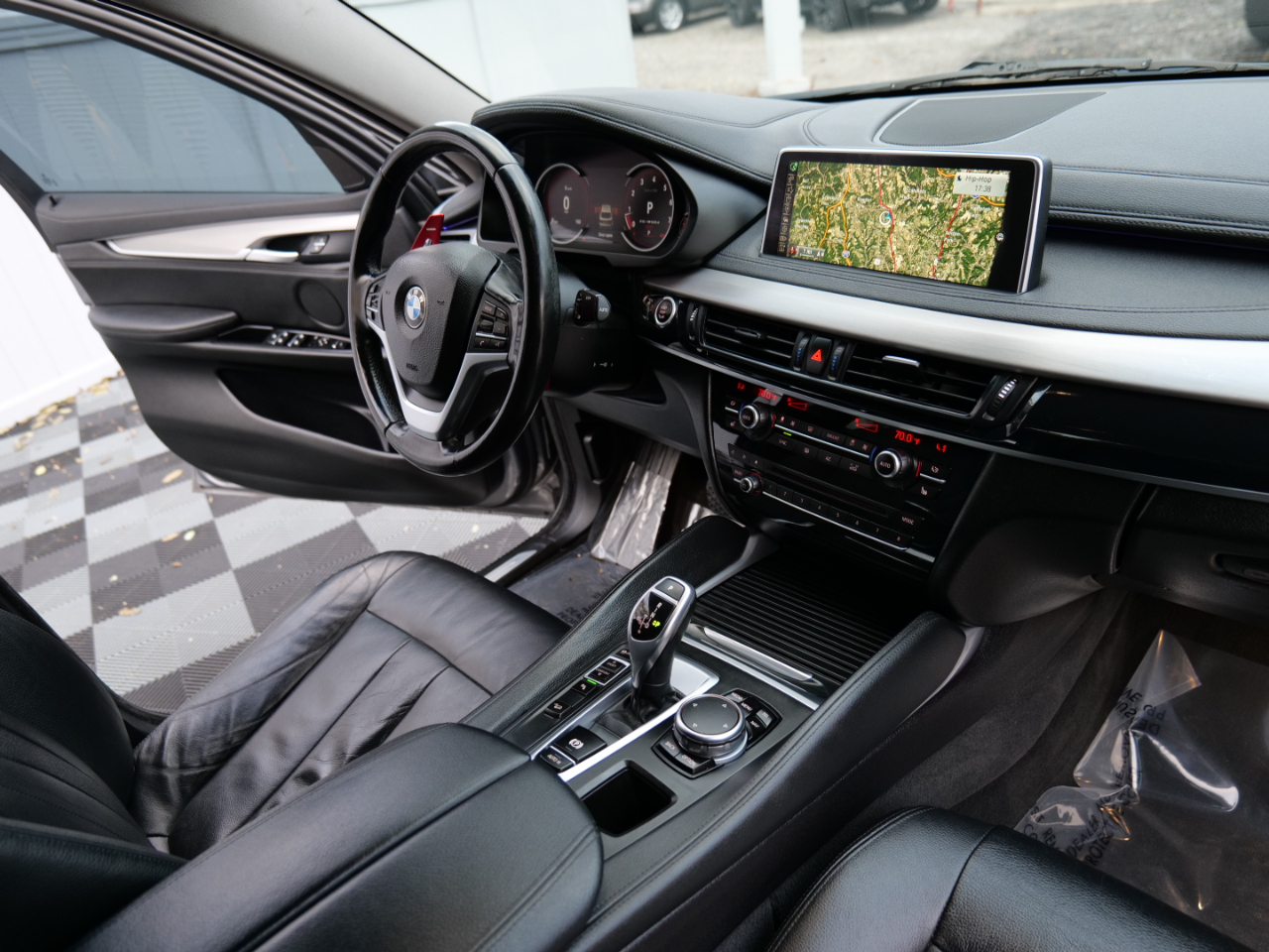 BMW X6 AWD 4dr xDrive35i 2016 BMW X6 AWD 4dr xDrive35i 2016