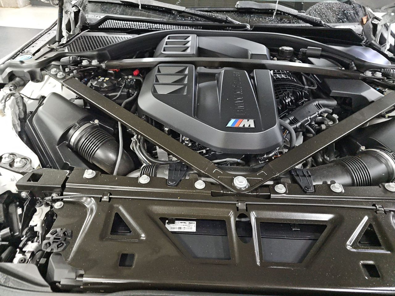 BMW M4 Competition xDrive Convertible 2024 BMW M4 Competition xDrive Convertible 2024