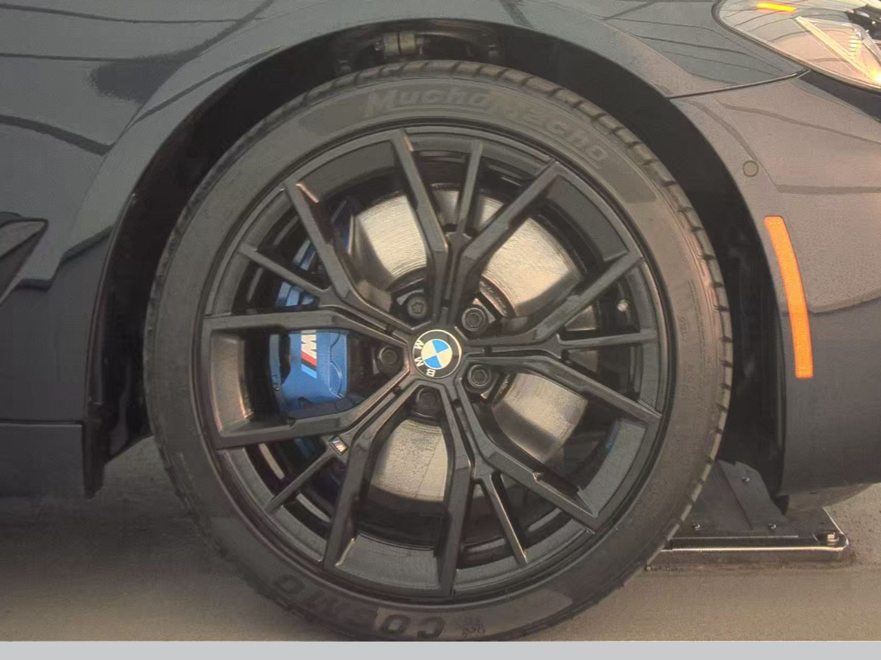 BMW 5 Series 540i xDrive Sedan 2023 BMW 5 Series 540i xDrive Sedan 2023