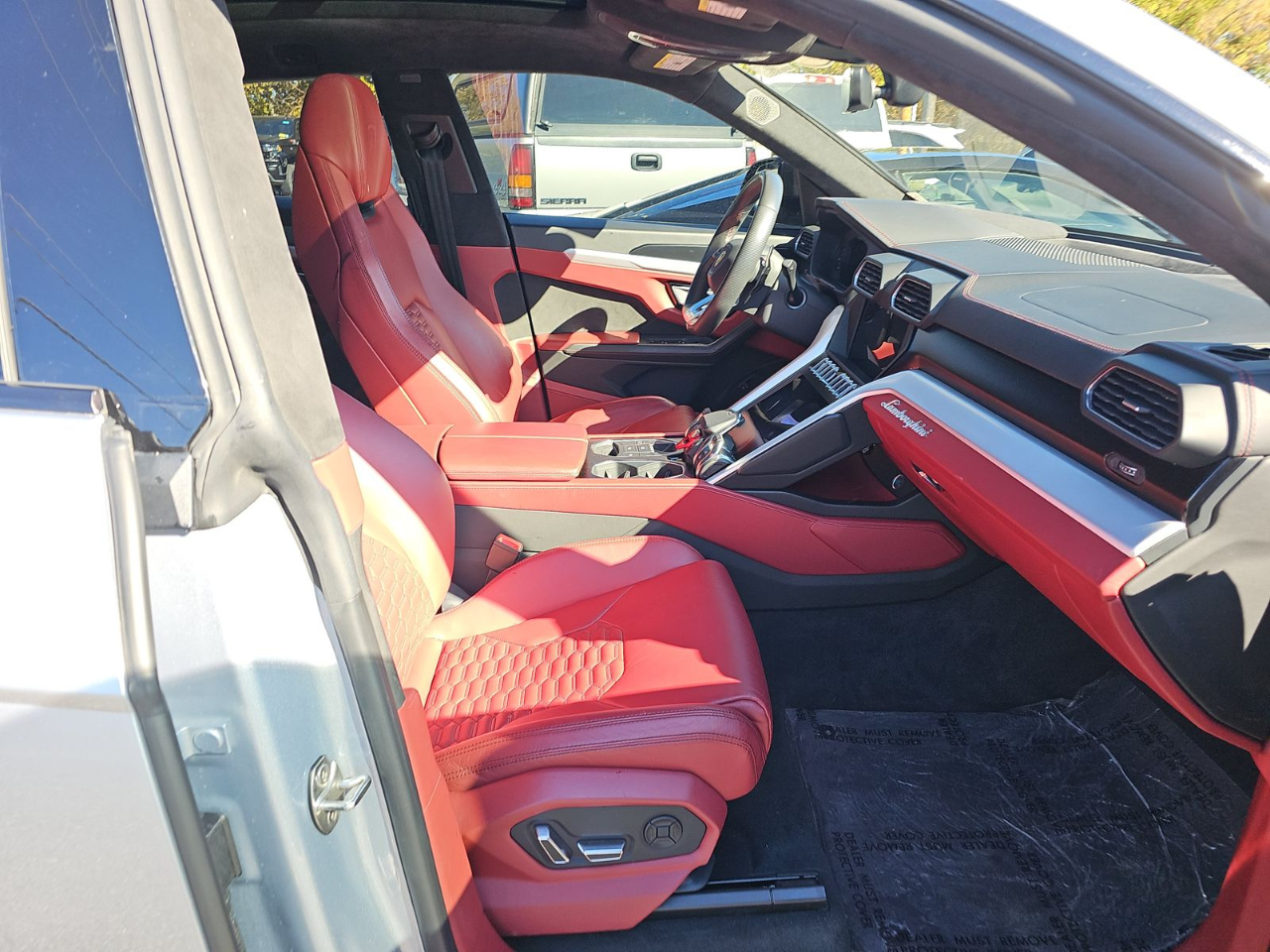 Lamborghini Urus AWD 2019 Lamborghini Urus AWD 2019