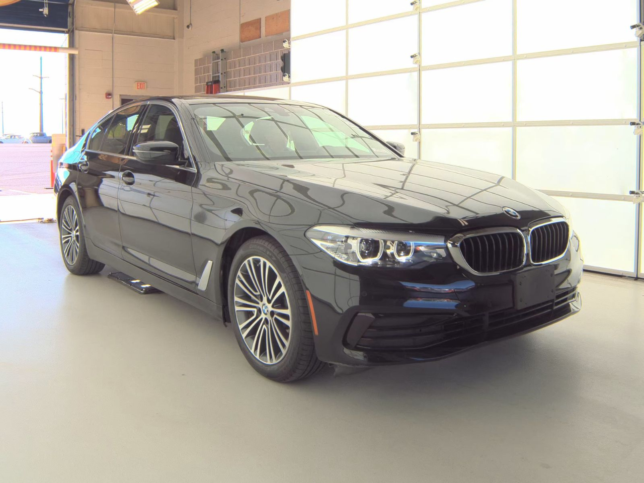 2019 BMW 5 Series 530i xDrive Sedan