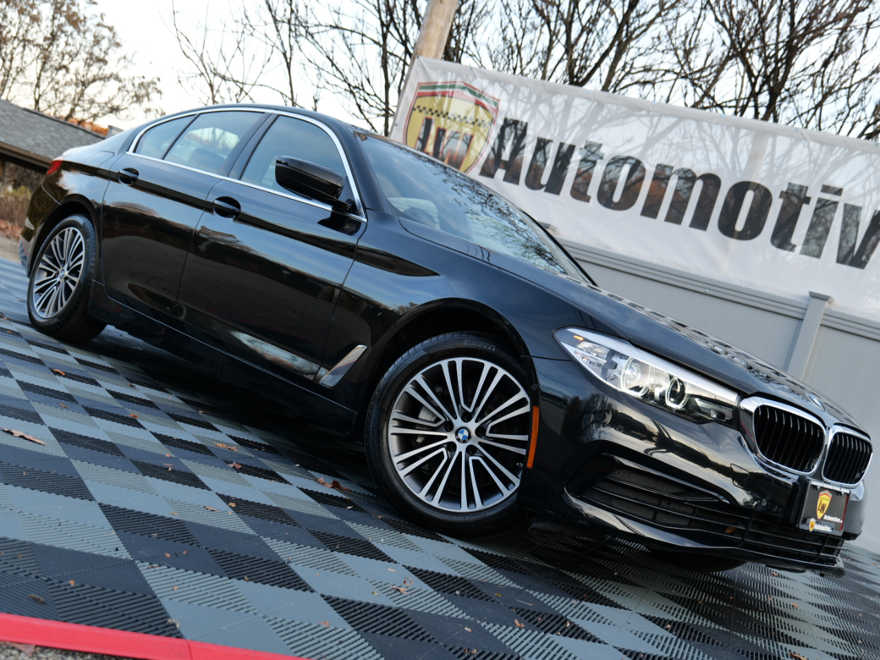 2019 BMW 5 Series 530i xDrive Sedan