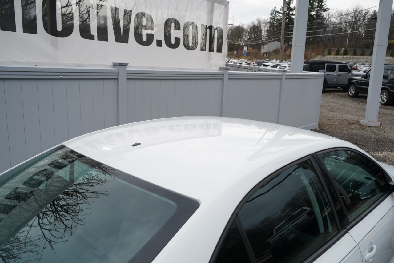 Volkswagen Jetta Sedan 4dr Auto S 2014