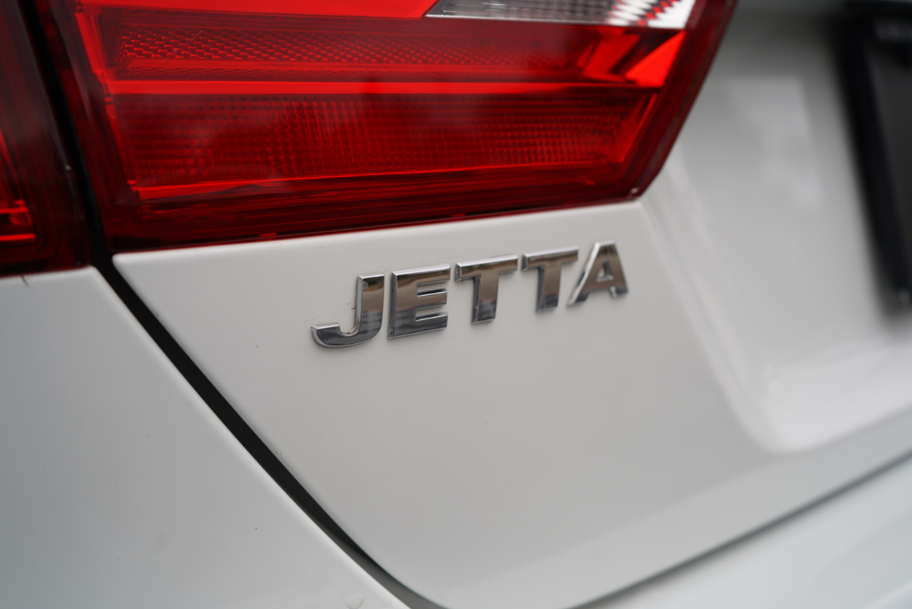 Volkswagen Jetta Sedan 4dr Auto S 2014