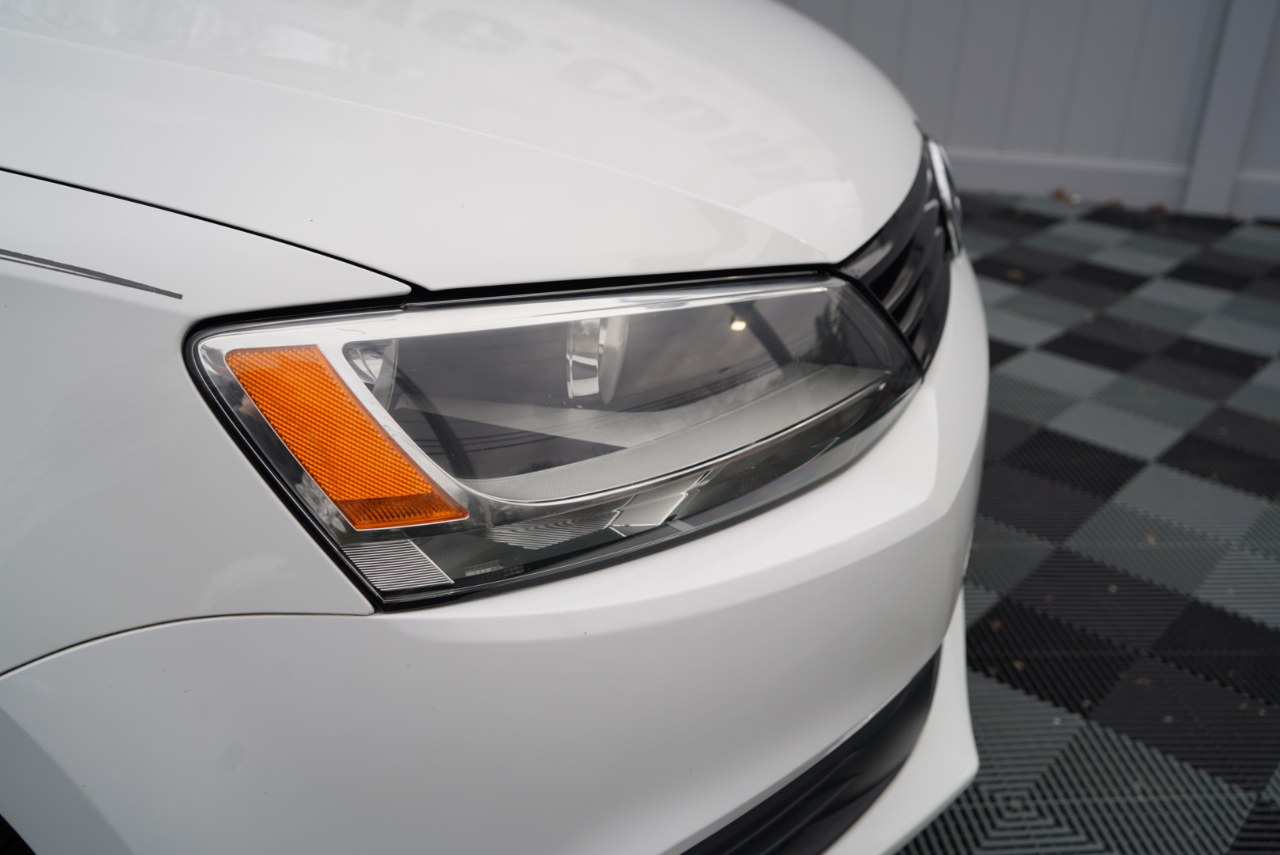 Volkswagen Jetta Sedan 4dr Auto S 2014