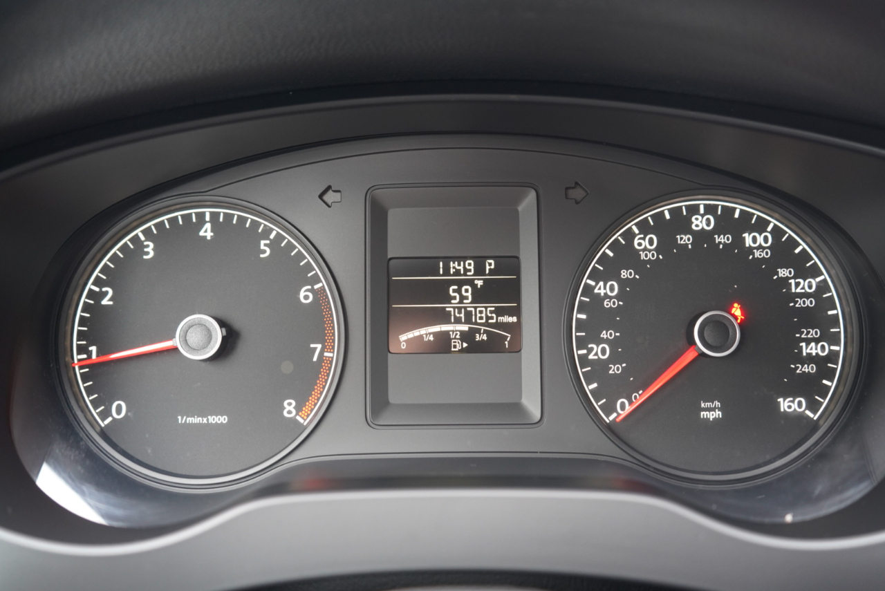 Volkswagen Jetta Sedan 4dr Auto S 2014