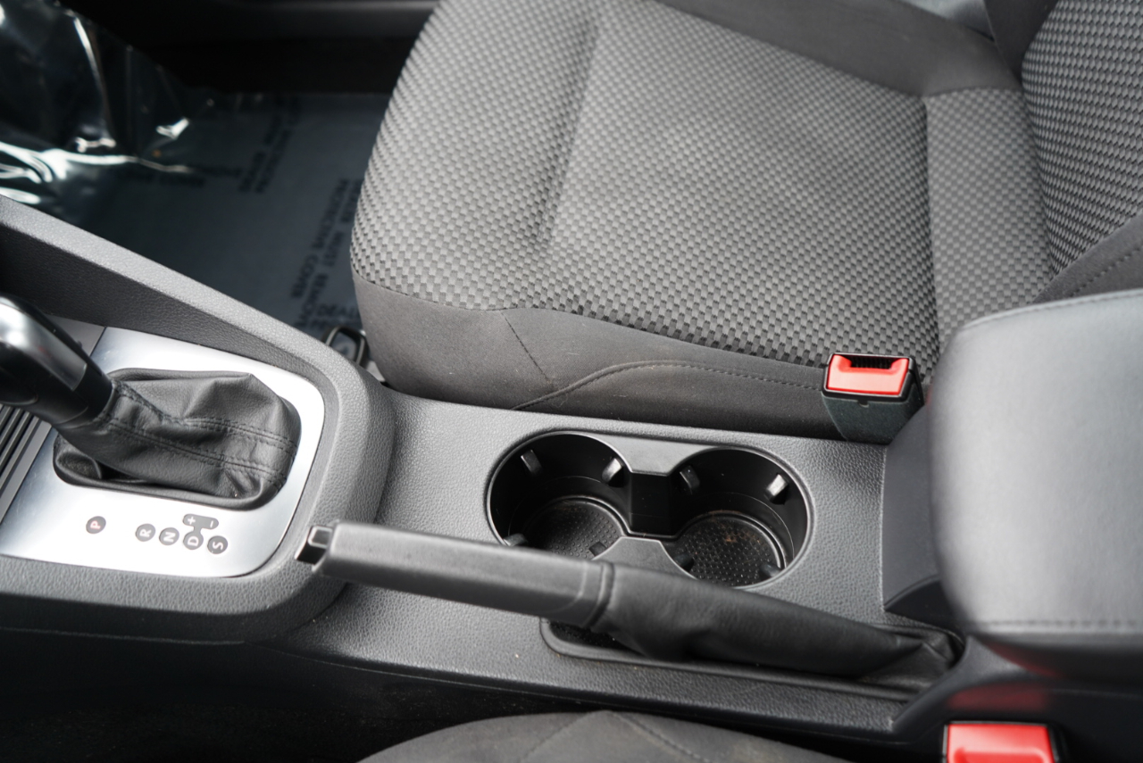 Volkswagen Jetta Sedan 4dr Auto S 2014