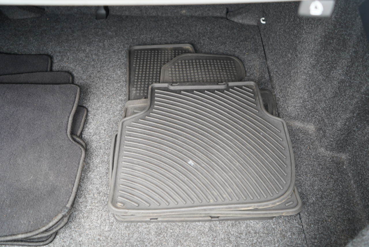 Volkswagen Jetta Sedan 4dr Auto S 2014