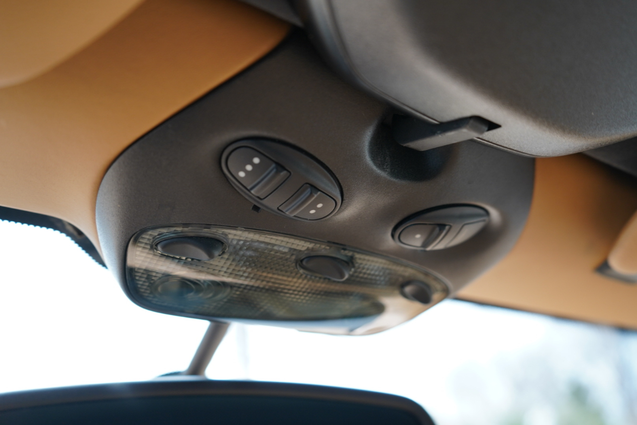 Porsche 911 2dr Cabriolet Carrera 2005