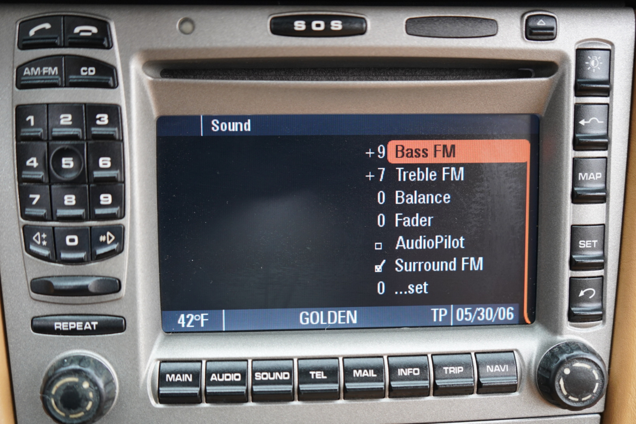 Porsche 911 2dr Cabriolet Carrera 2005