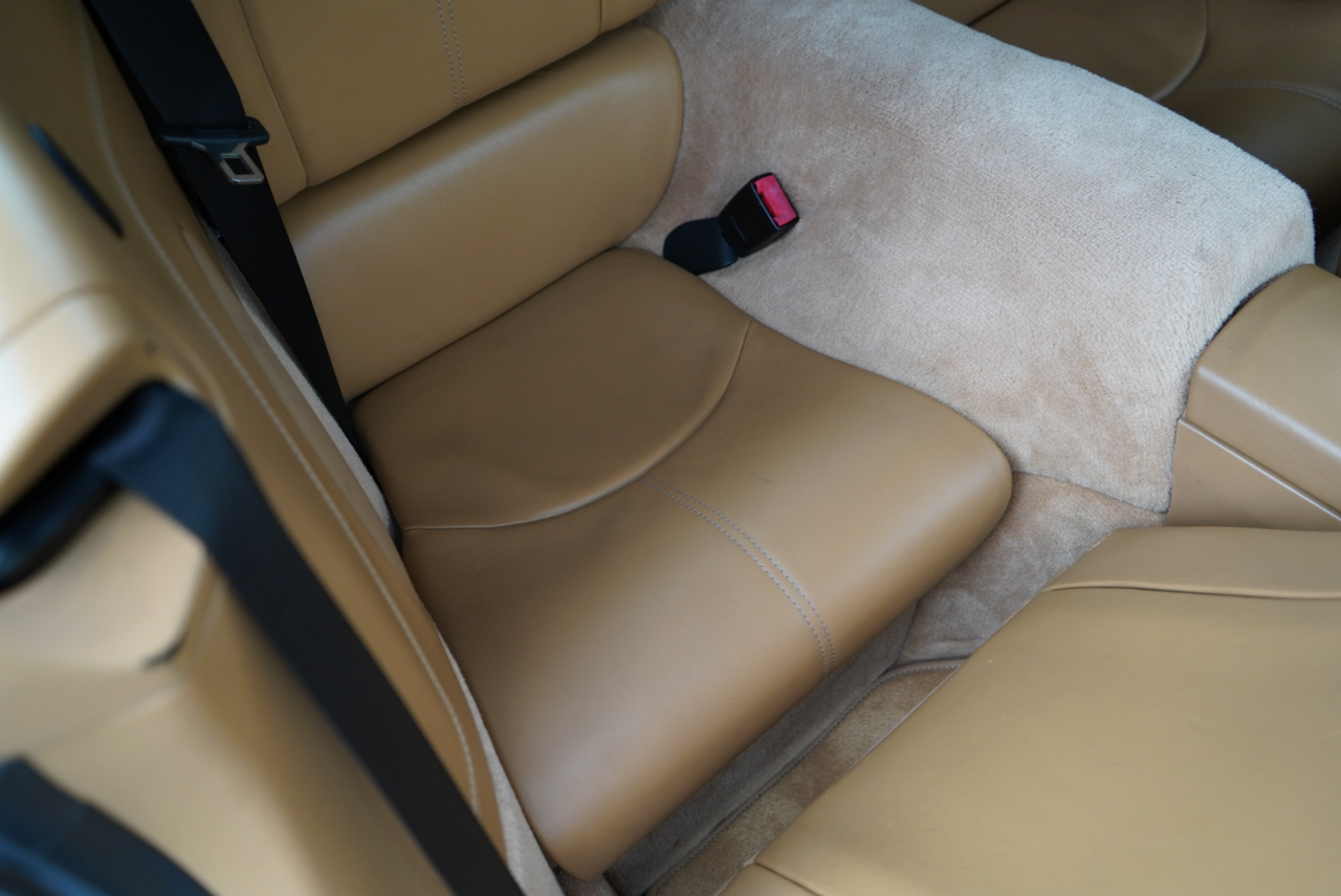 Porsche 911 2dr Cabriolet Carrera 2005