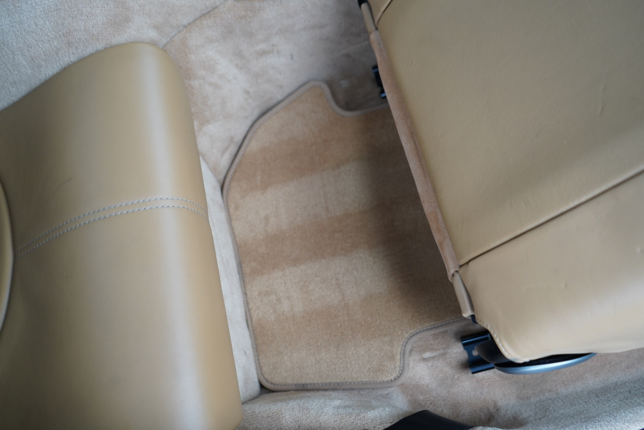 Porsche 911 2dr Cabriolet Carrera 2005