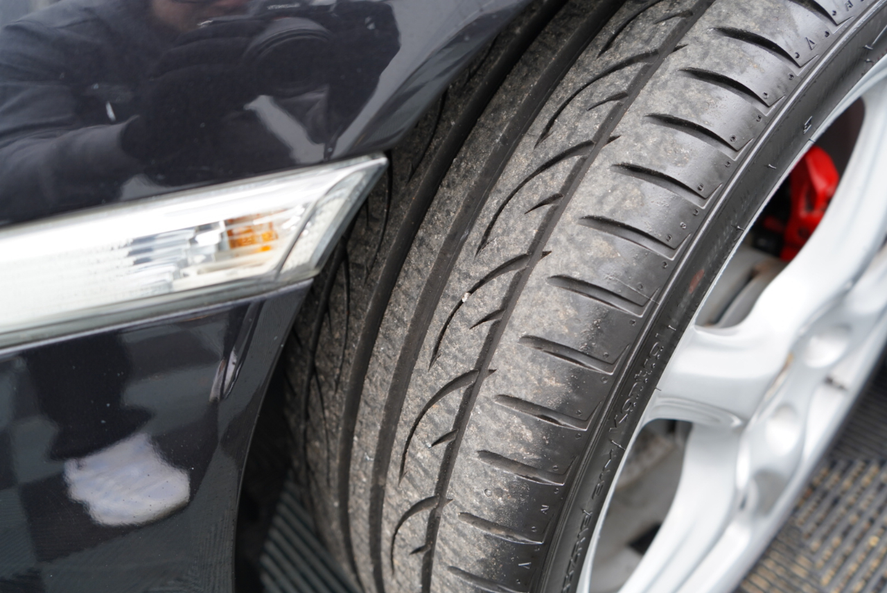 Porsche 911 2dr Cabriolet Carrera 2005