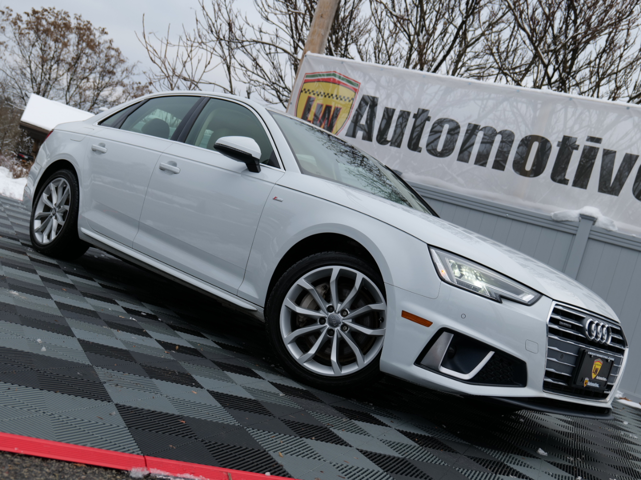 2019 Audi A4 Premium Plus 45 TFSI quattro
