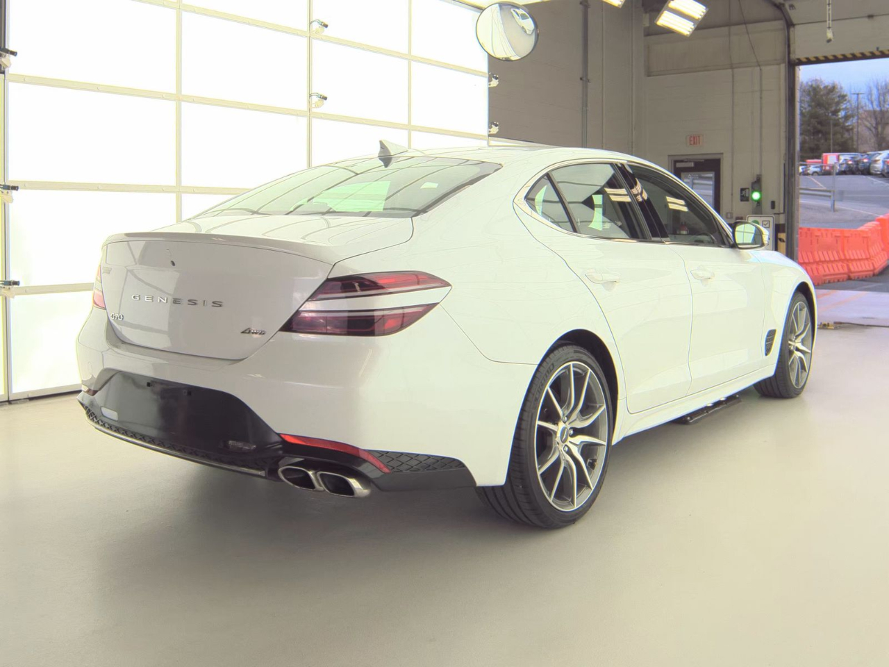 2023 Genesis G70 2.0T Sport Prestige photo 2