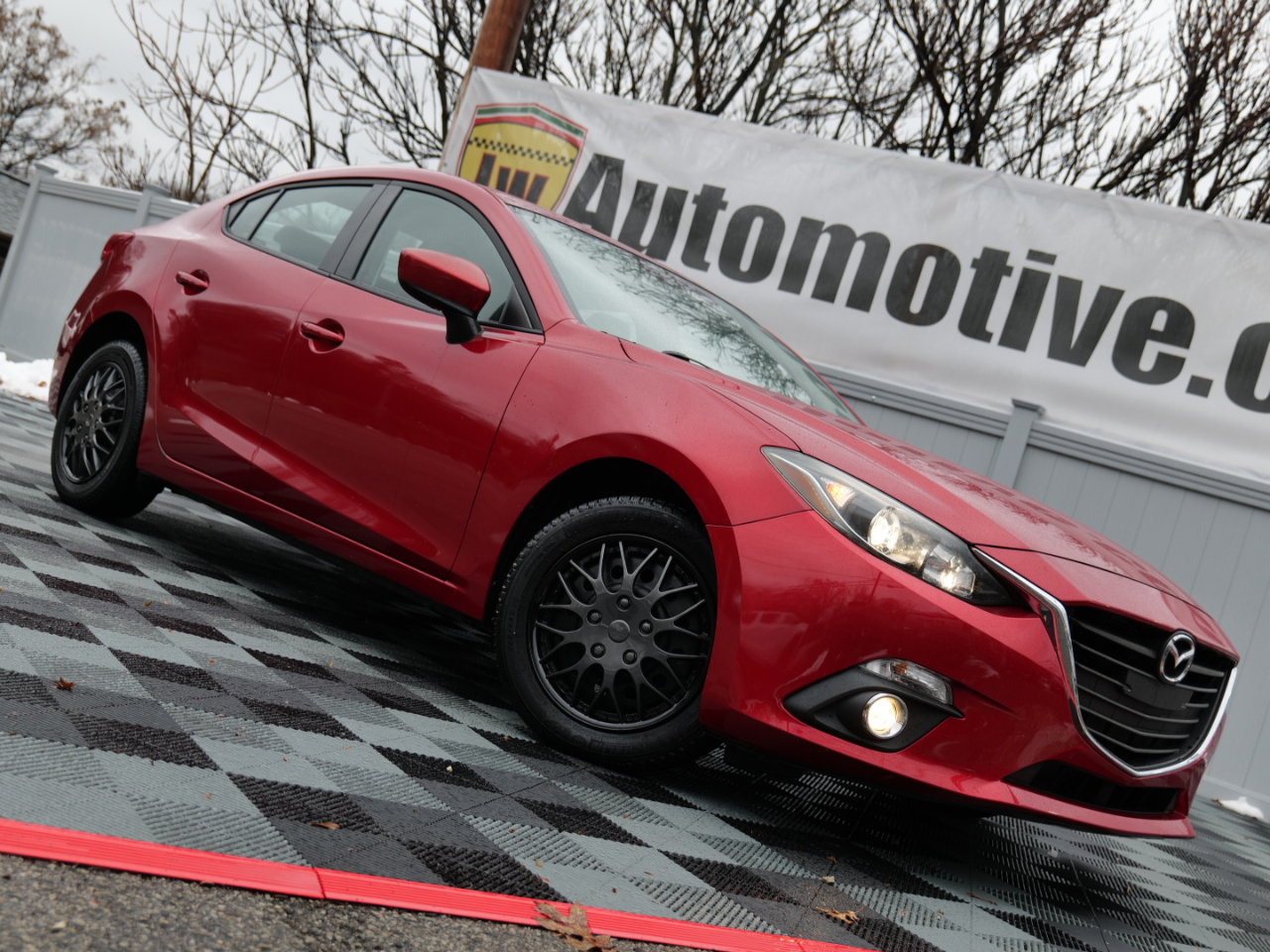 2016 Mazda MAZDA3 4dr Sdn Auto i Sport