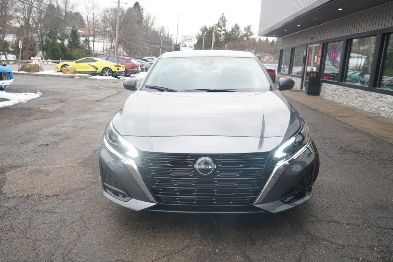 Nissan Altima 2.5 SV Sedan 2024