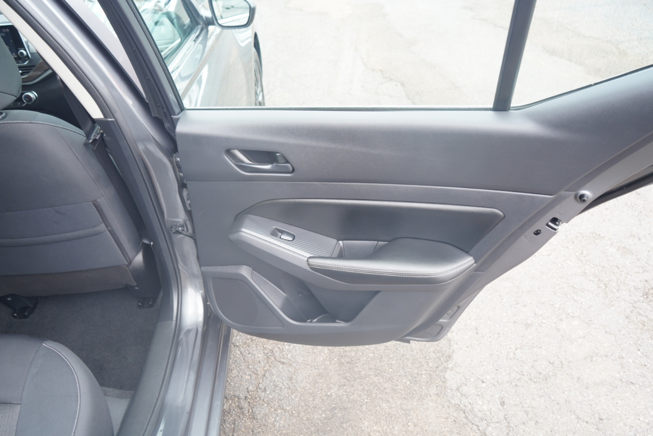 Nissan Altima 2.5 SV Sedan 2024