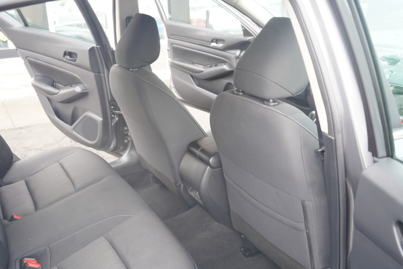 Nissan Altima 2.5 SV Sedan 2024