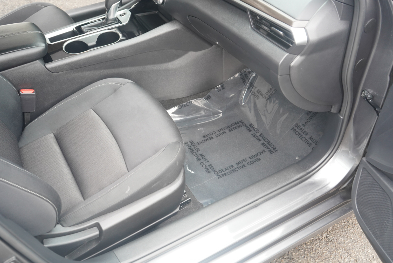 Nissan Altima 2.5 SV Sedan 2024