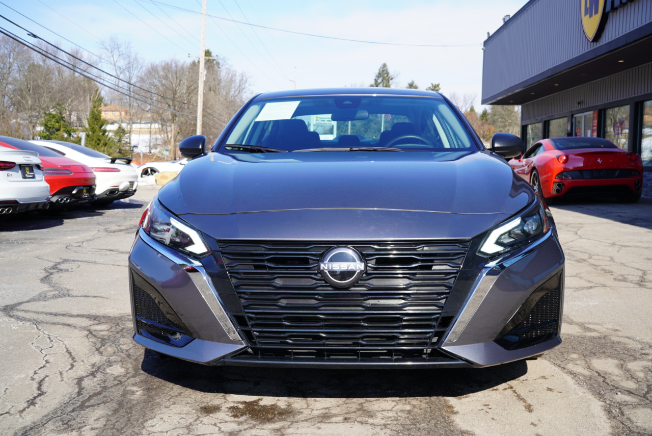 Nissan Altima 2.5 SV Sedan 2024