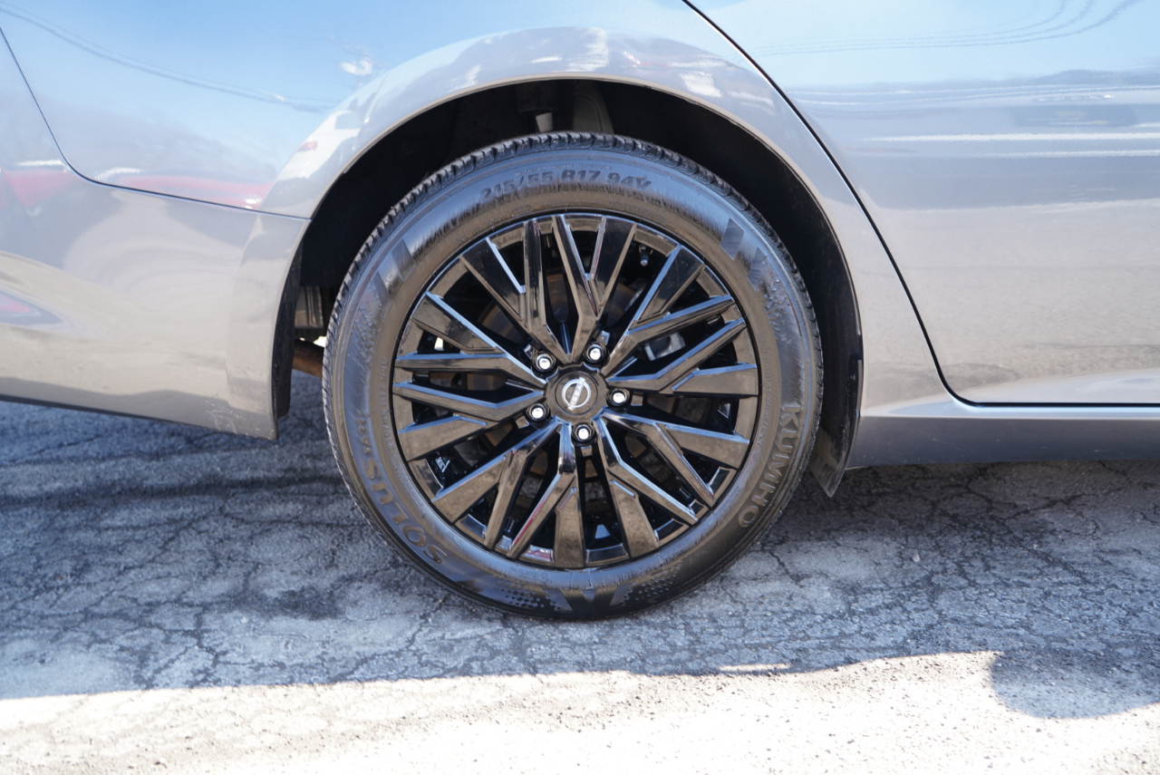 Nissan Altima 2.5 SV Sedan 2024