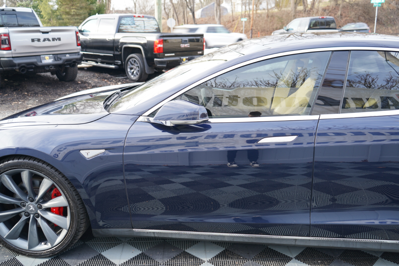 Tesla Model S 4dr Sdn P85D 2014