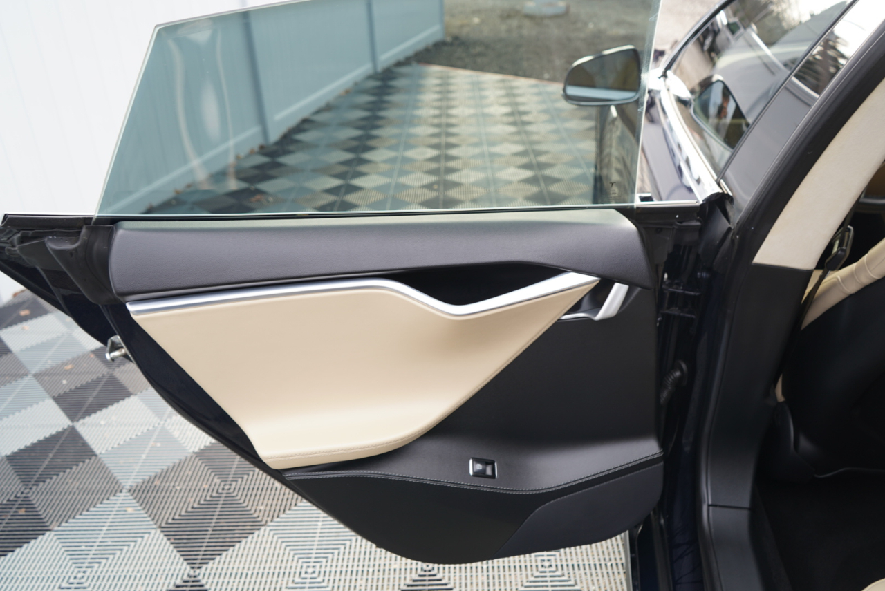 Tesla Model S 4dr Sdn P85D 2014