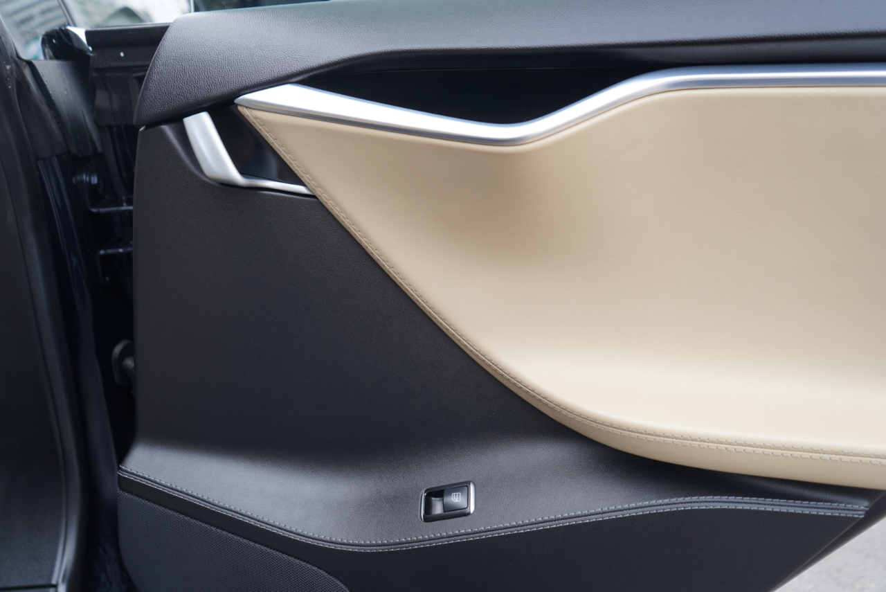 Tesla Model S 4dr Sdn P85D 2014