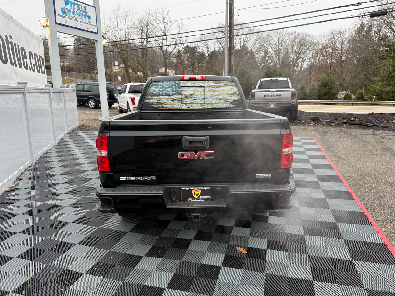 GMC Sierra 1500 4WD Crew Cab 143.5" SLT 2015