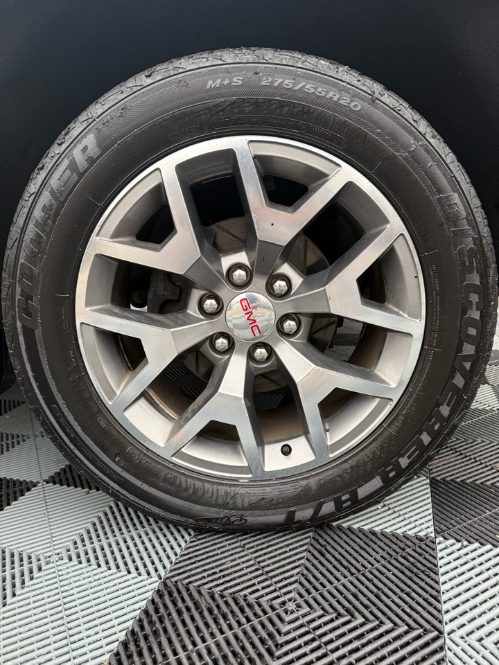 GMC Sierra 1500 4WD Crew Cab 143.5" SLT 2015