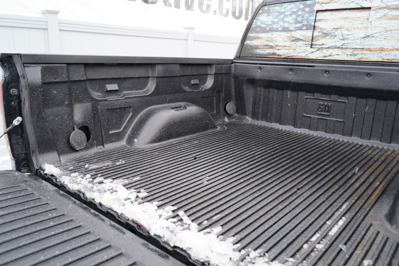 GMC Sierra 1500 4WD Crew Cab 143.5" SLT 2015