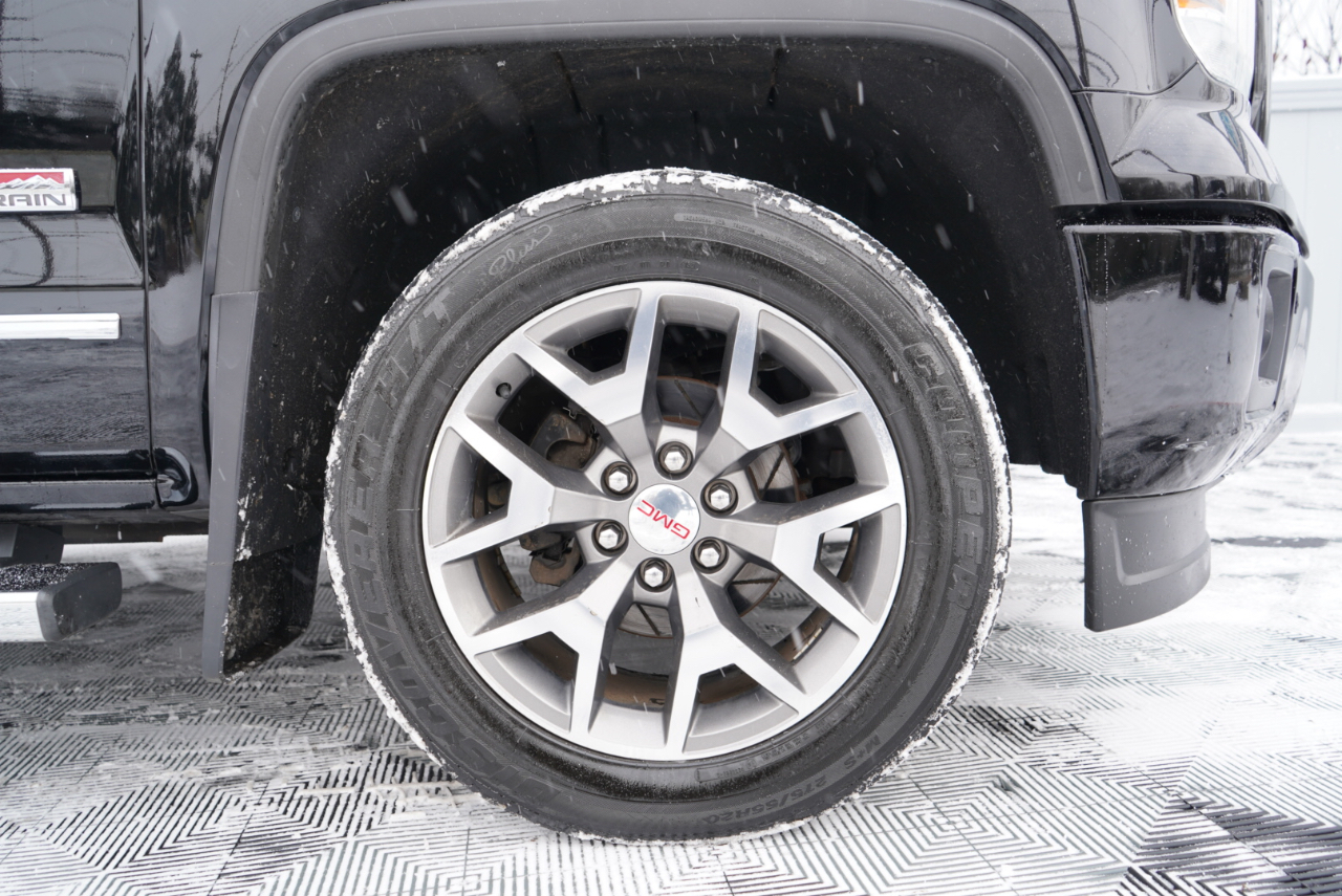 GMC Sierra 1500 4WD Crew Cab 143.5" SLT 2015