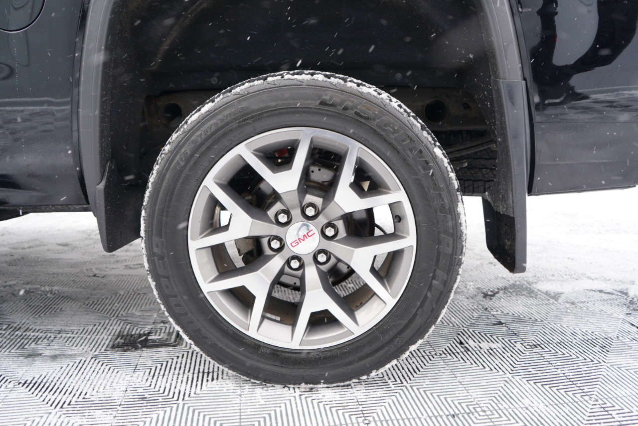 GMC Sierra 1500 4WD Crew Cab 143.5" SLT 2015