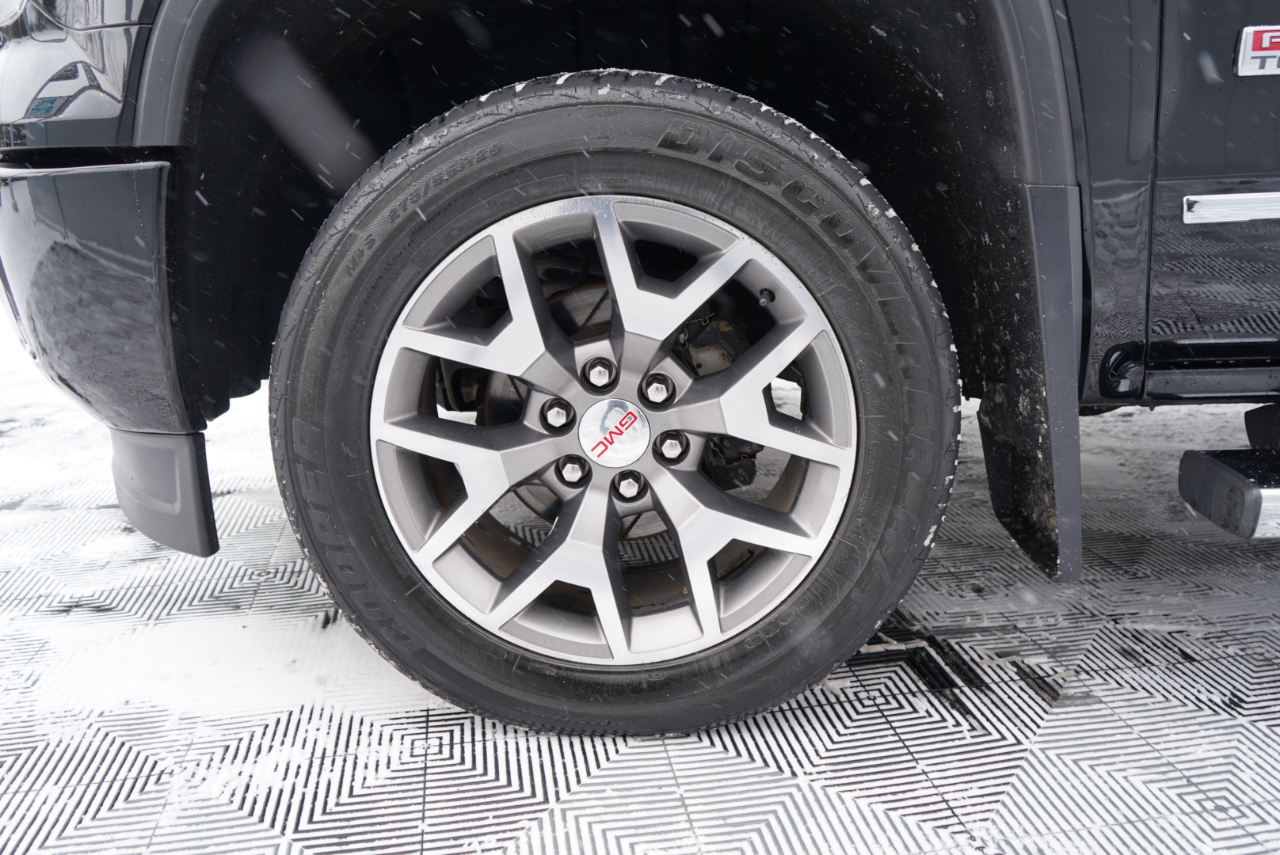 GMC Sierra 1500 4WD Crew Cab 143.5" SLT 2015