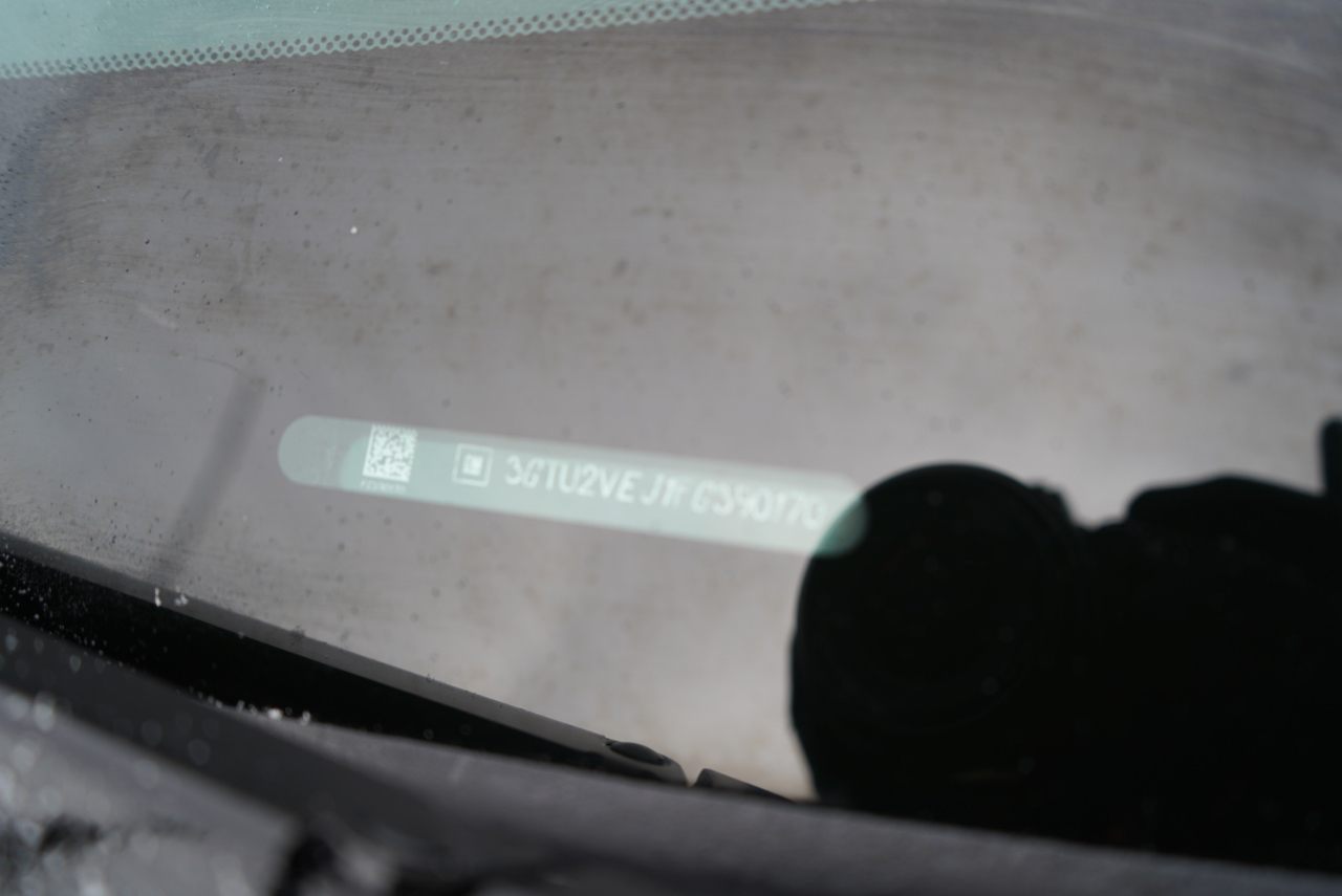 GMC Sierra 1500 4WD Crew Cab 143.5" SLT 2015