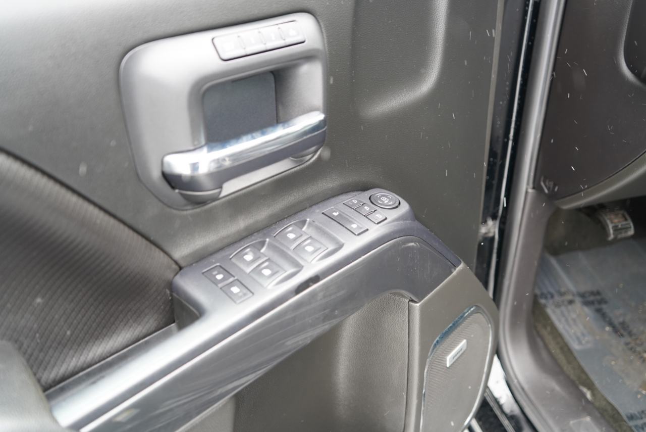 GMC Sierra 1500 4WD Crew Cab 143.5" SLT 2015