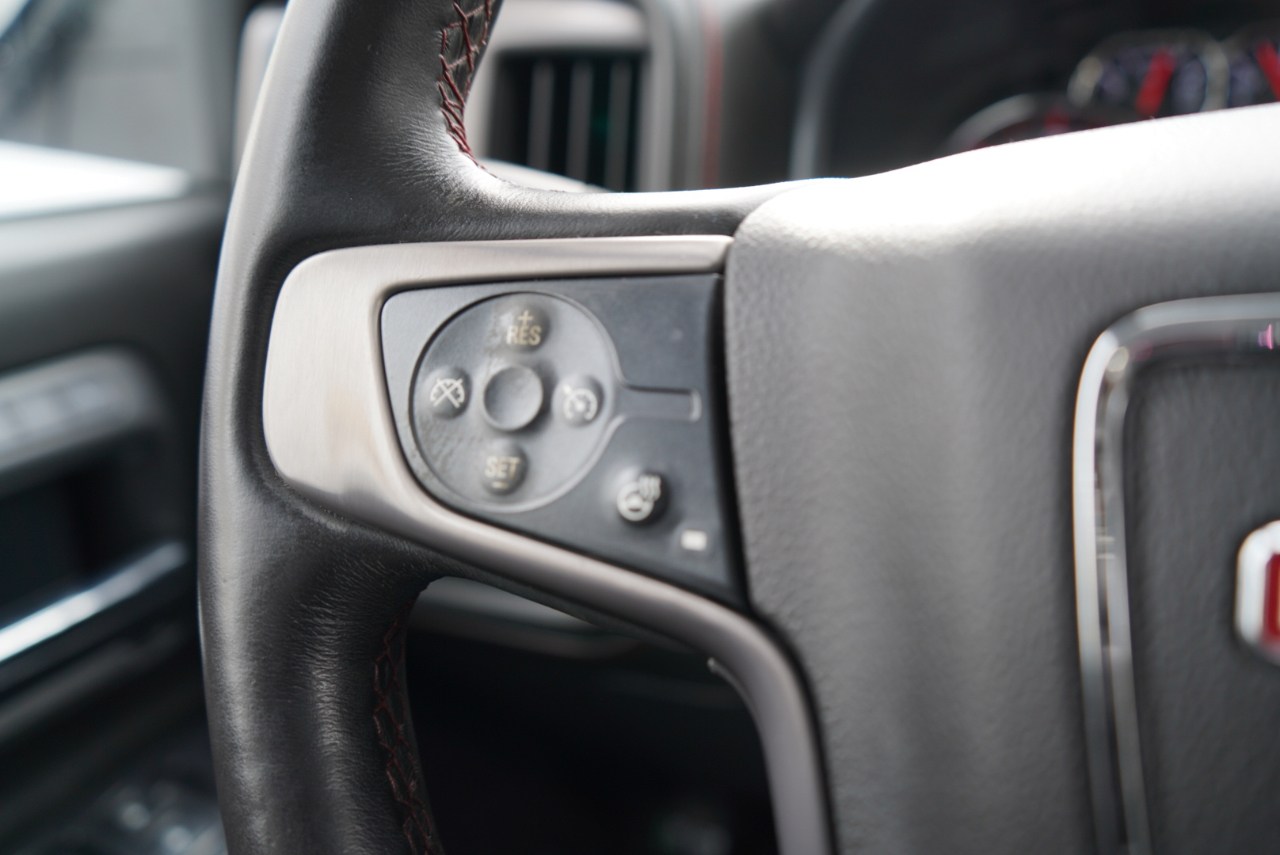 GMC Sierra 1500 4WD Crew Cab 143.5" SLT 2015