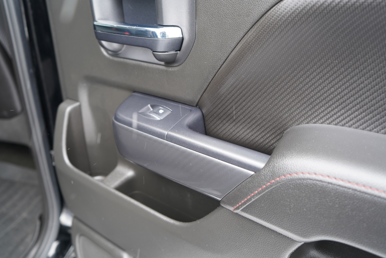 GMC Sierra 1500 4WD Crew Cab 143.5" SLT 2015