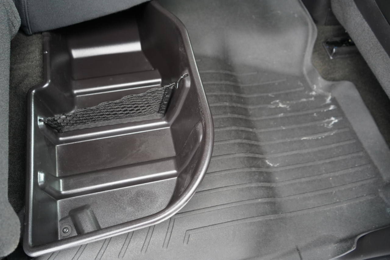 GMC Sierra 1500 4WD Crew Cab 143.5" SLT 2015