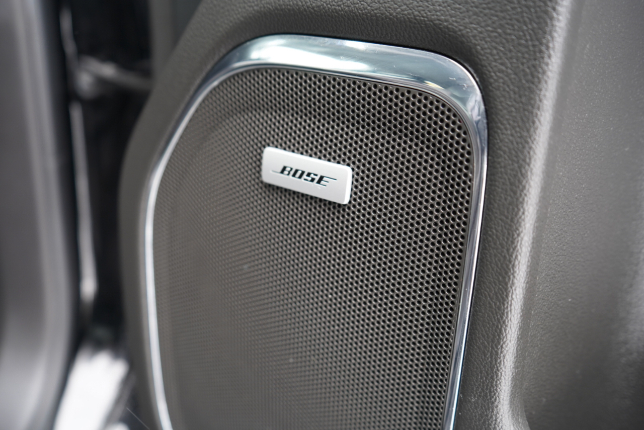 GMC Sierra 1500 4WD Crew Cab 143.5" SLT 2015