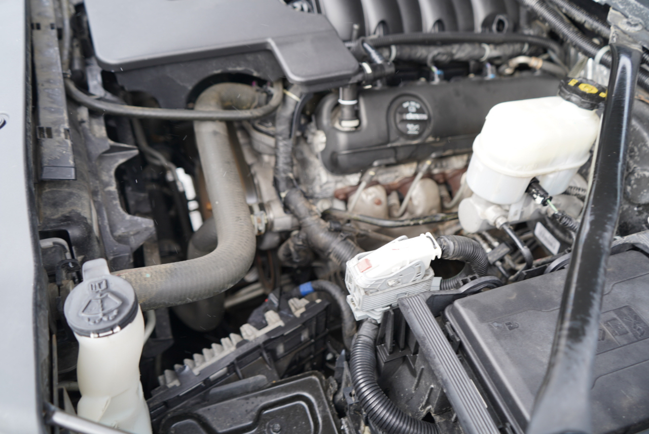 GMC Sierra 1500 4WD Crew Cab 143.5" SLT 2015