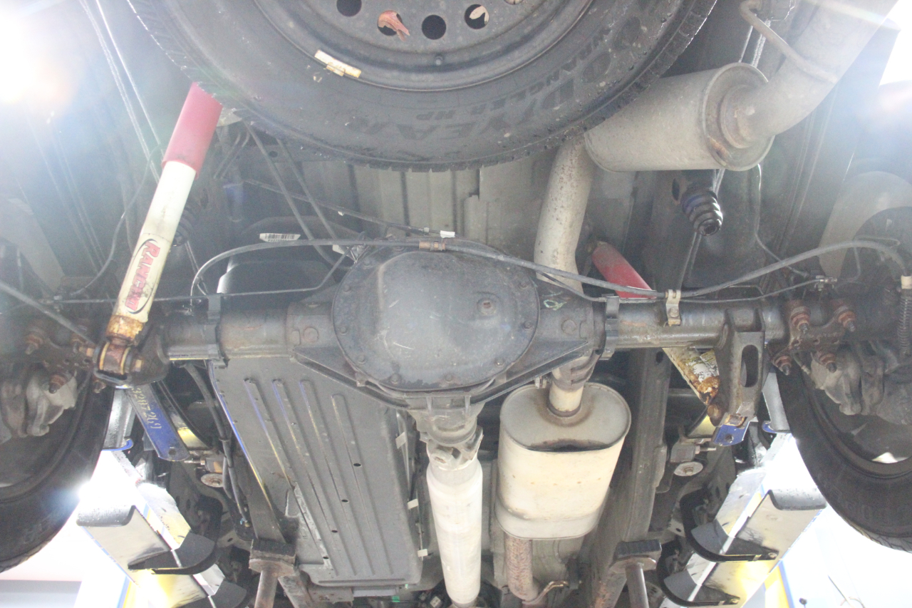 GMC Sierra 1500 4WD Crew Cab 143.5" SLT 2015