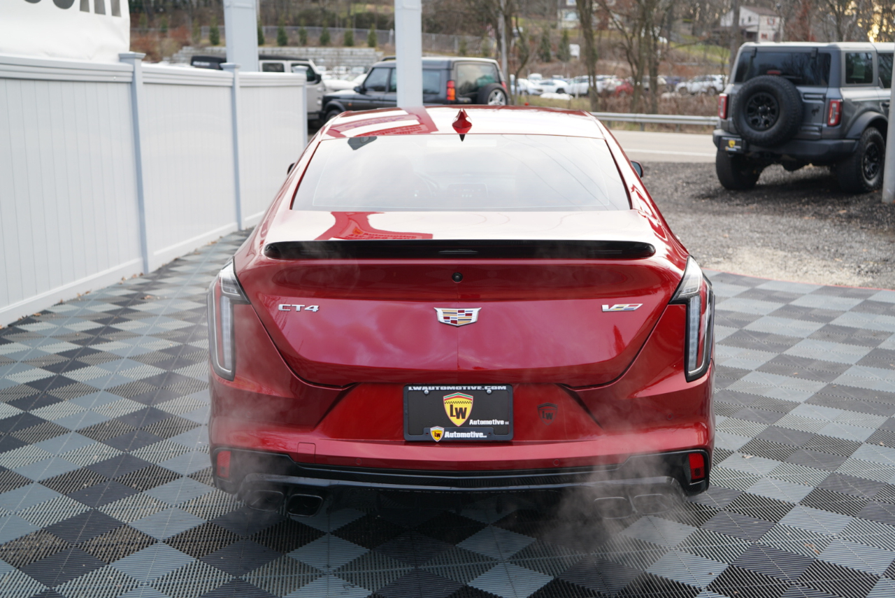 Cadillac CT4-V 4dr Sdn Blackwing 2023