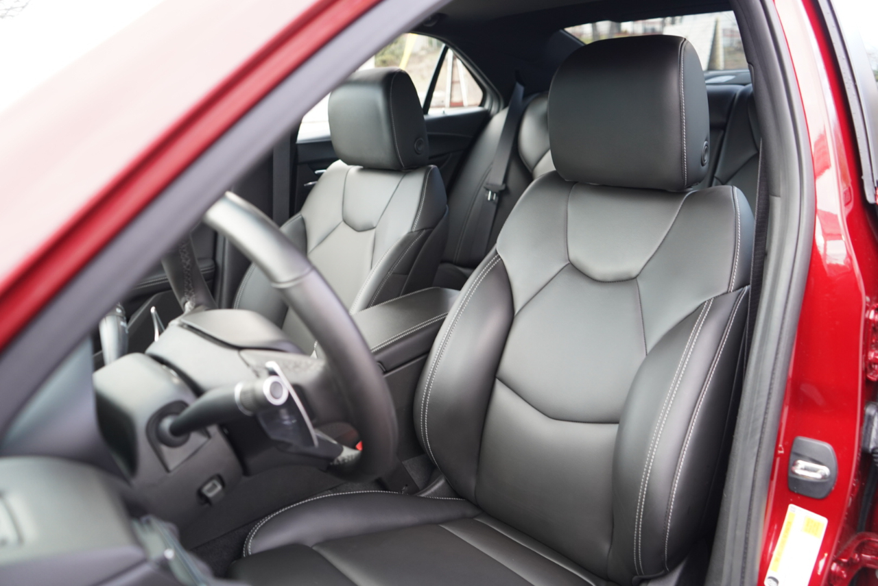 Cadillac CT4-V 4dr Sdn Blackwing 2023