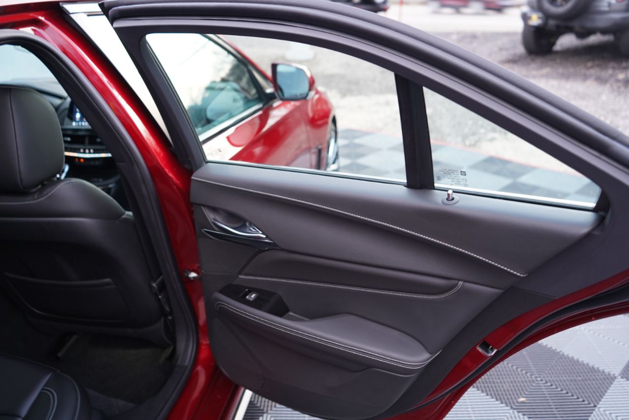 Cadillac CT4-V 4dr Sdn Blackwing 2023