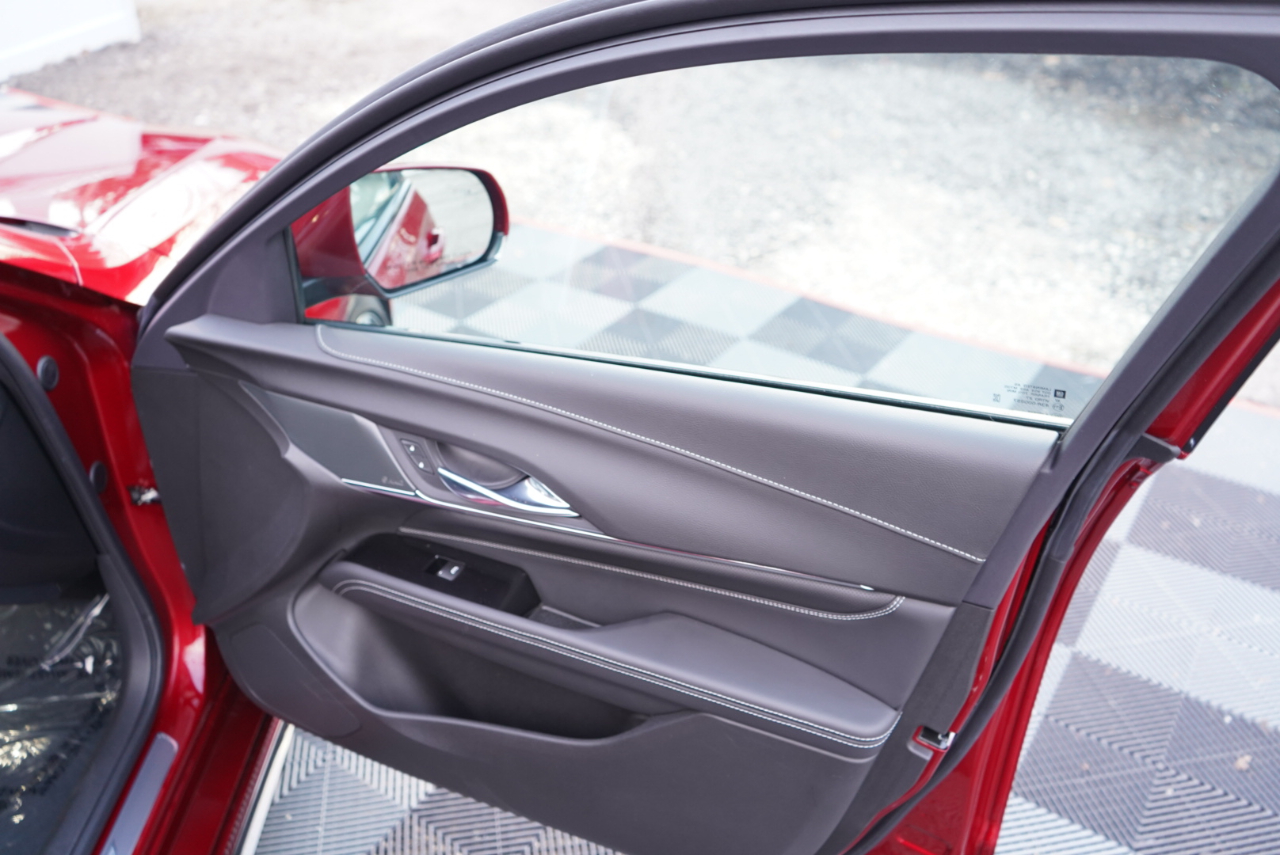 Cadillac CT4-V 4dr Sdn Blackwing 2023